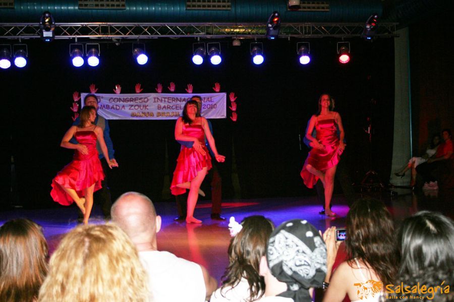 danceteam-salsalegria-zouk-show-bcn-2010-026-web.jpg